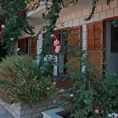 Studio 2752e